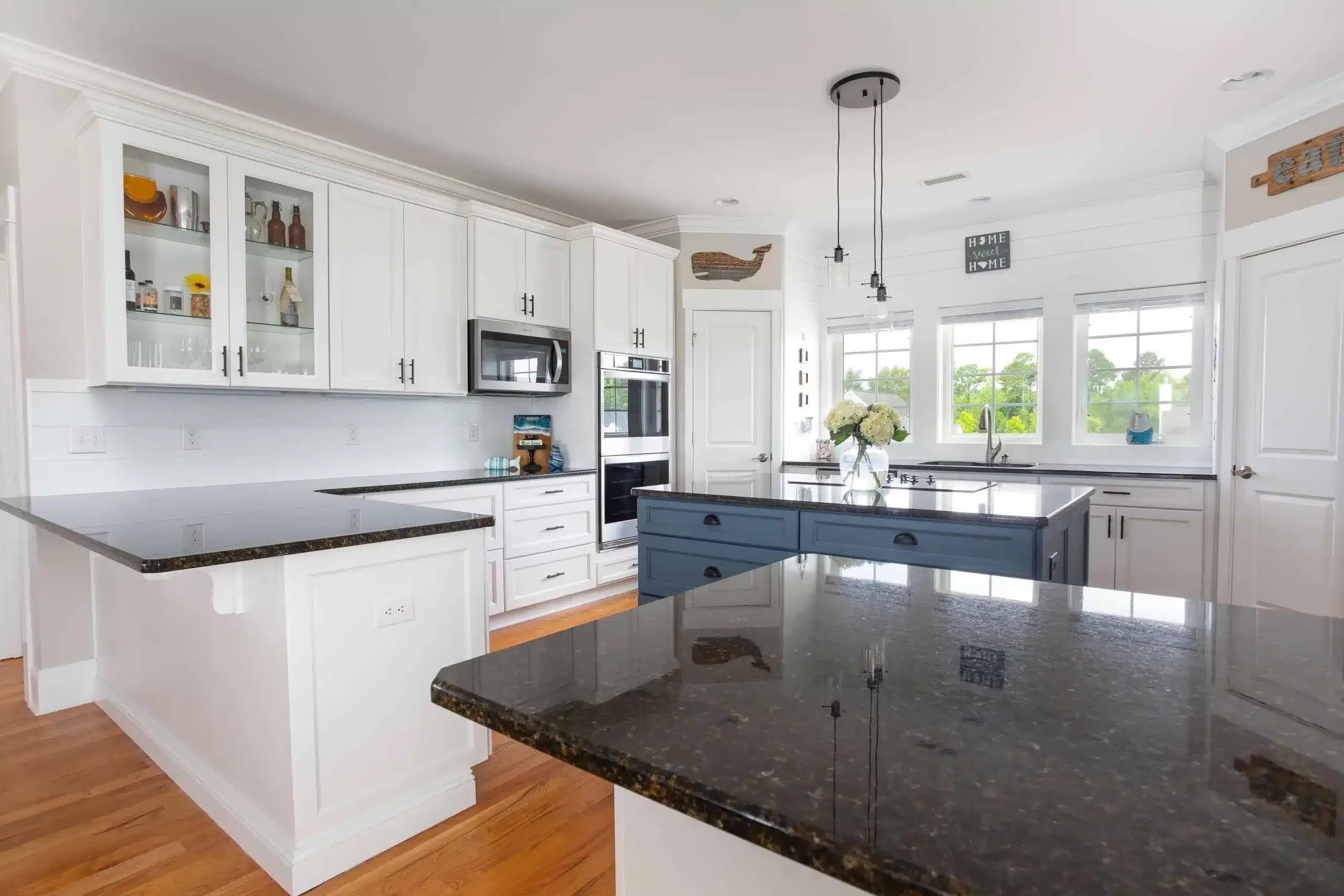 Cabinets painting services